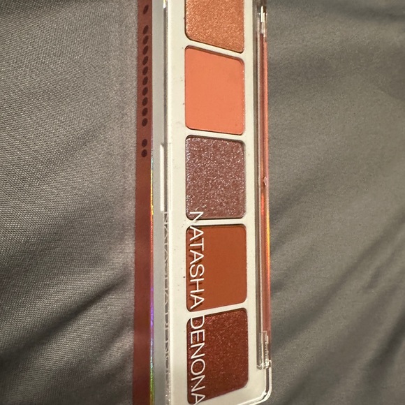 Natasha Denona coral palette - Picture 2 of 2